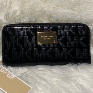 Michael Kors Black Wallet NWT